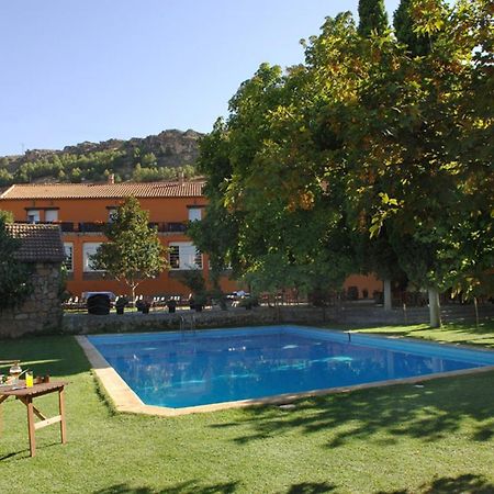 La Boutique Guest House Nuévalos Екстериор снимка