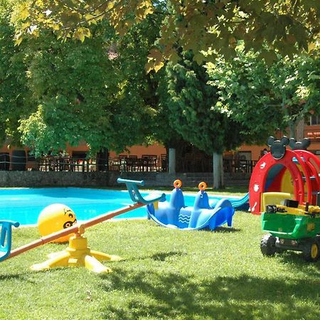La Boutique Guest House Nuévalos Екстериор снимка