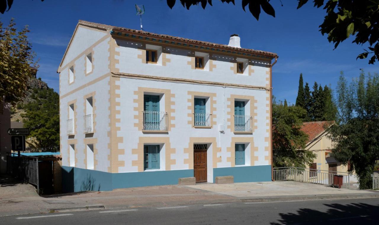 La Boutique Guest House Nuévalos Екстериор снимка